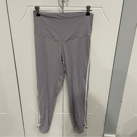 Offline by Aerie Lavender Striped Real Me Xtra 7/8 High Rise Leggings - Picture 1 of 8